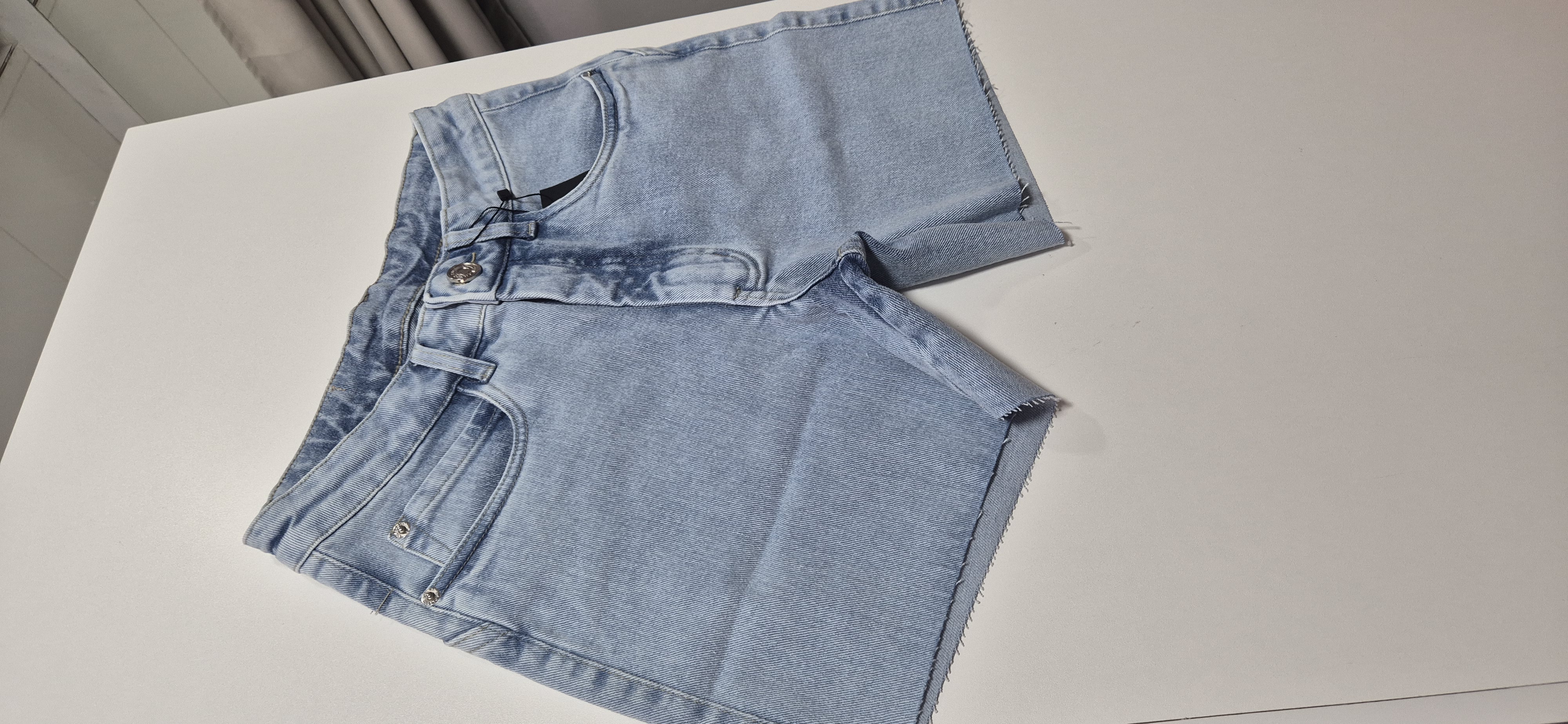 short jeans meia coxa s/lycra — foto 2
