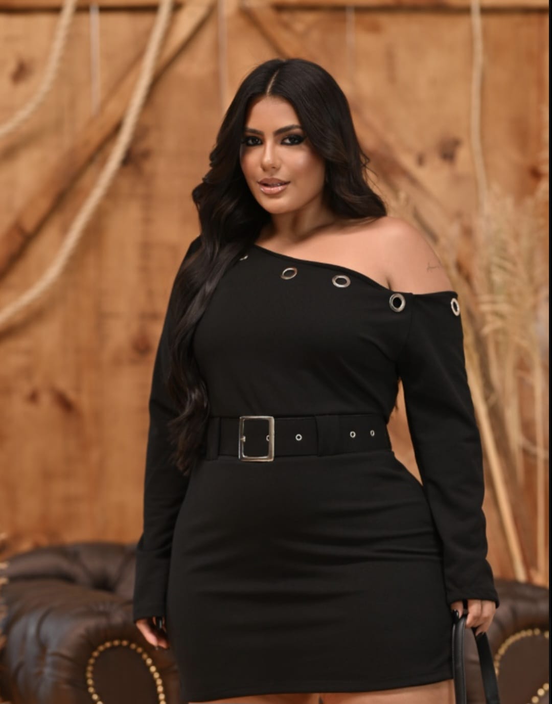 macaquinho plus size com ilhós — foto 3