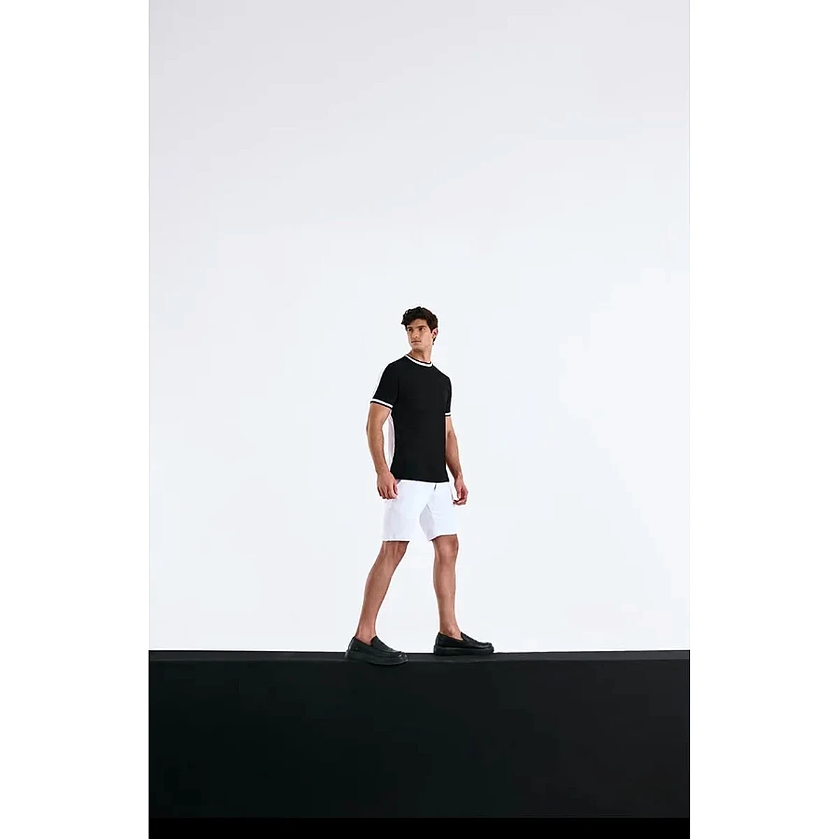 camiseta coffey preto branco — foto 3